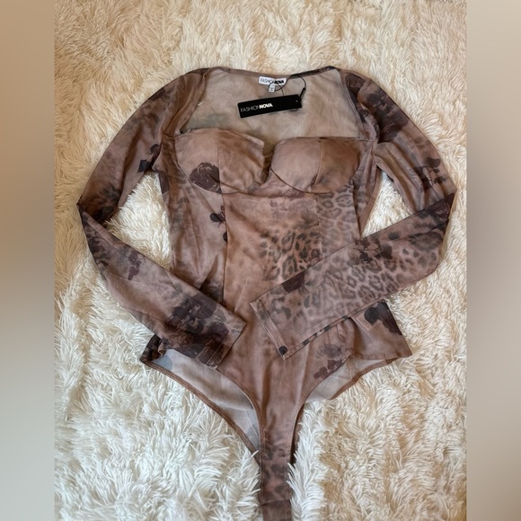 Fashion Nova Women’s Sexy Floral Brown Long Sleeve Bodysuit Size: XL - Picture 3 of 9